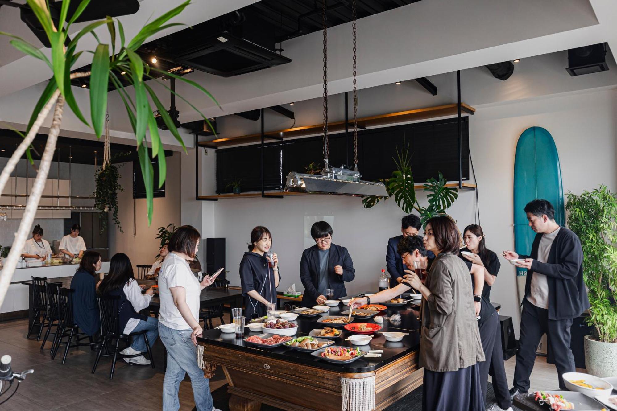 H Hotel Fukuoka  Bagian luar foto